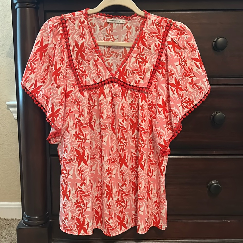 Floral top